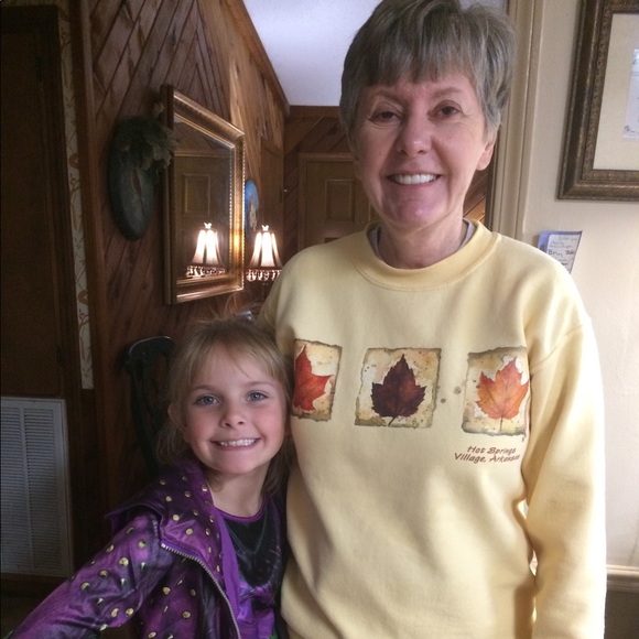 Meet your Posher, Brenda - Picture 1 of 1